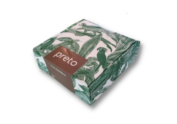 Caja de cartulina sin visor impresa